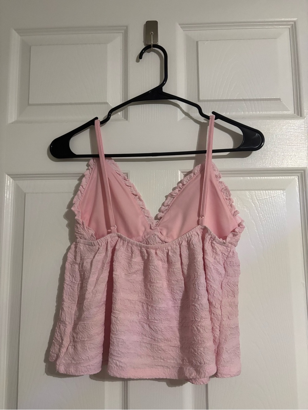 Pink Textured Ruffle V-Neck Camisole Top - Picture 2 of 2